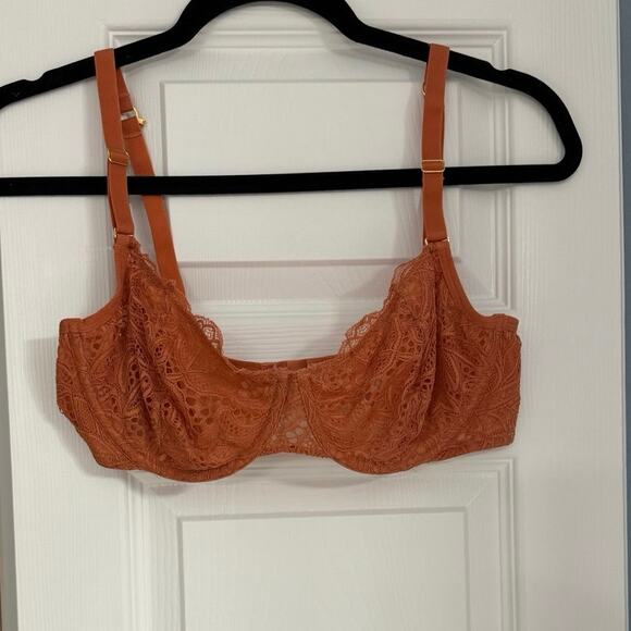Lively Unlined Lace Underwire Bra - 36D - Picture 1 of 4